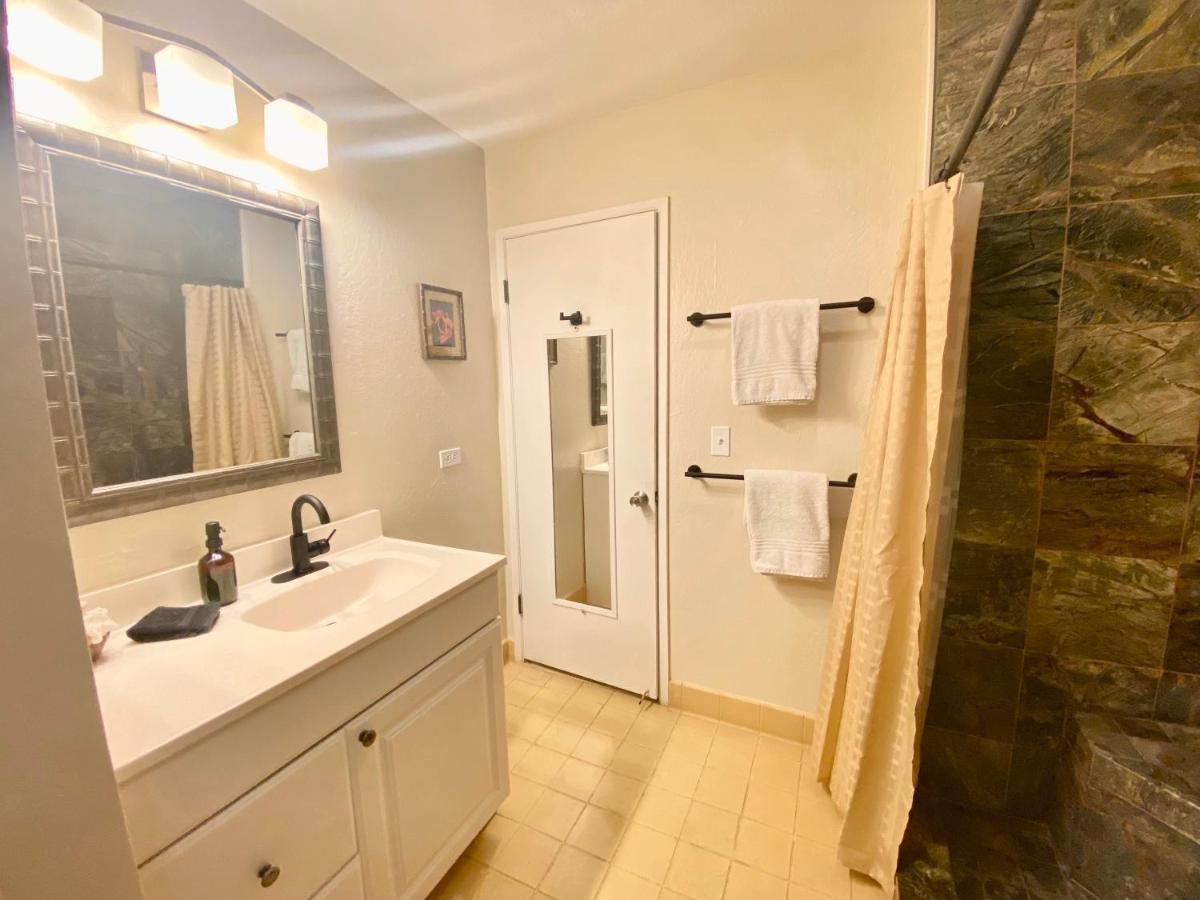 Charming 1 Bedroom Beach Condo Prime Location Great Value Pahala Екстериор снимка